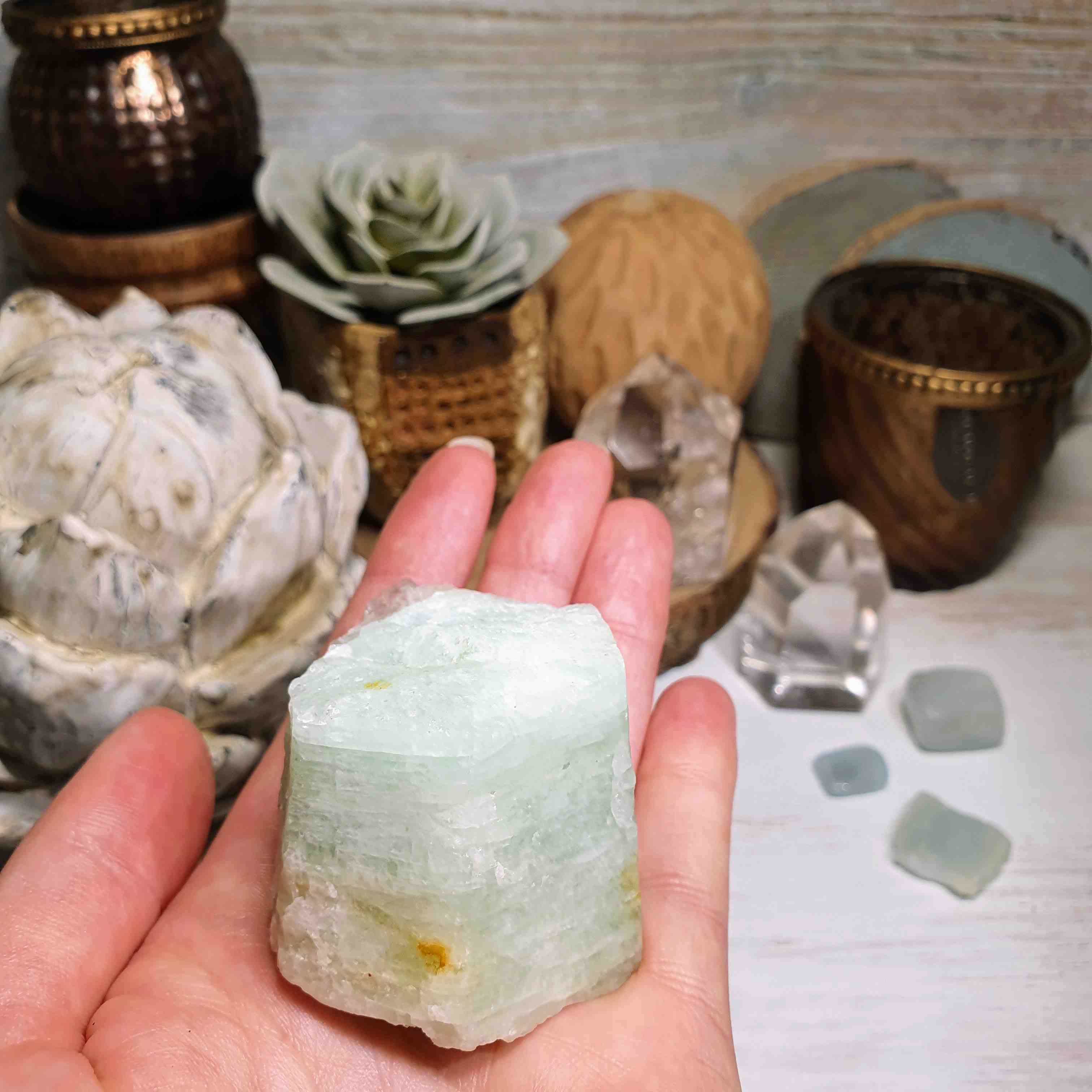 Akvamarín - surový krystal z Brazílie B. 118 g 