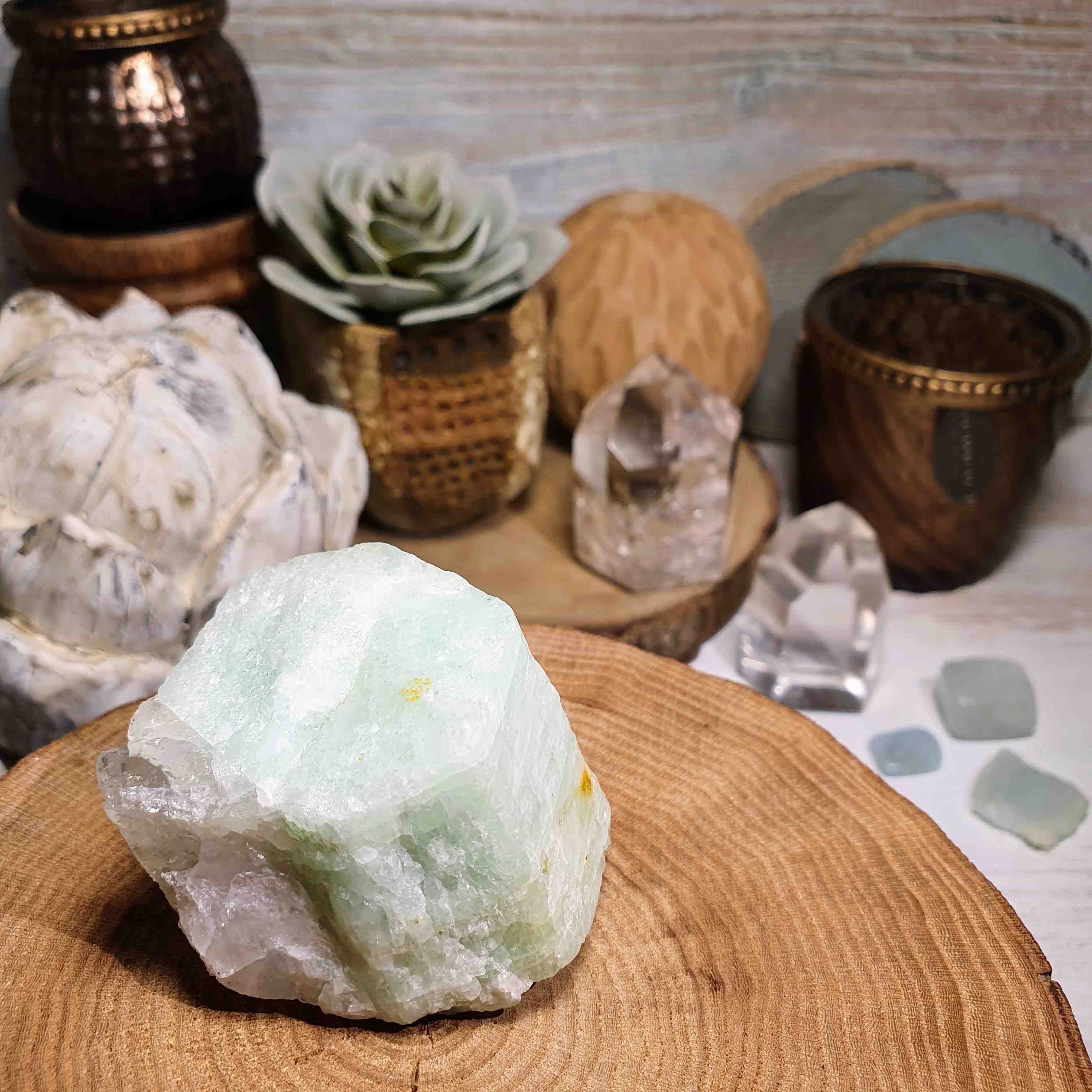 Akvamarín - surový krystal z Brazílie B. 118 g 