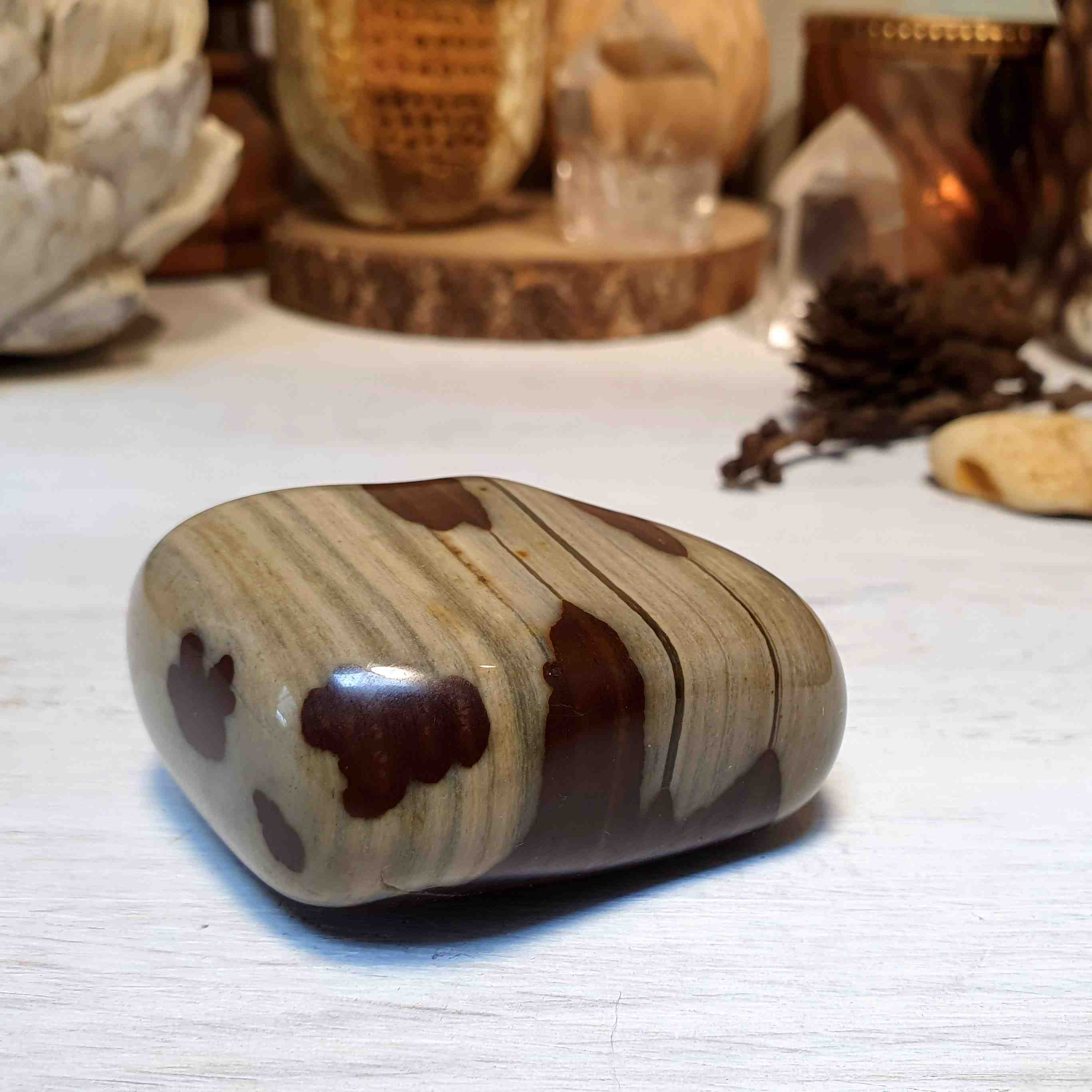 Jaspis cappuccino - velký tromlovaný kámen z Madagaskaru G. 163 g