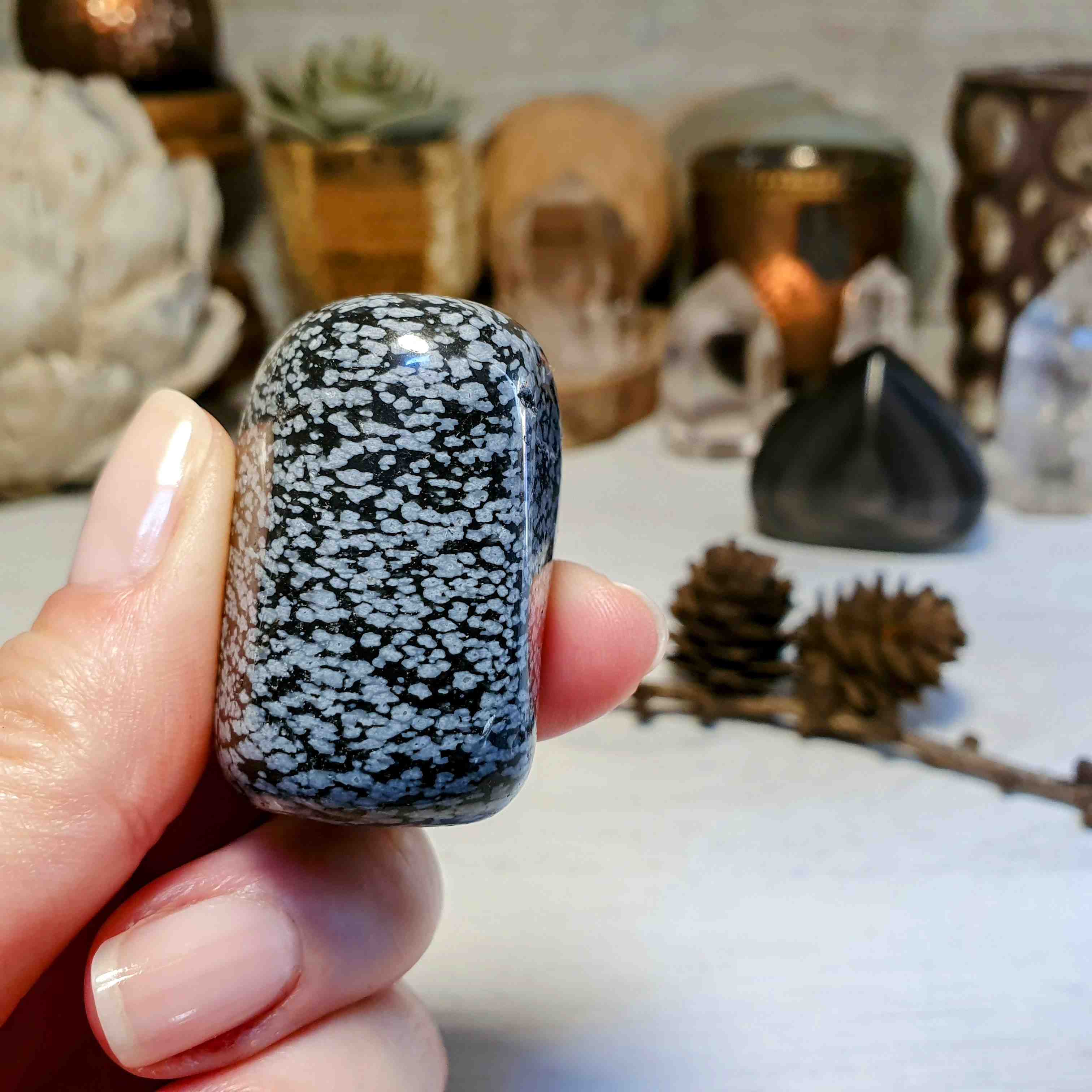 Obsidián vločkový - tromlovaný kámen z Utahu A. 48 g
