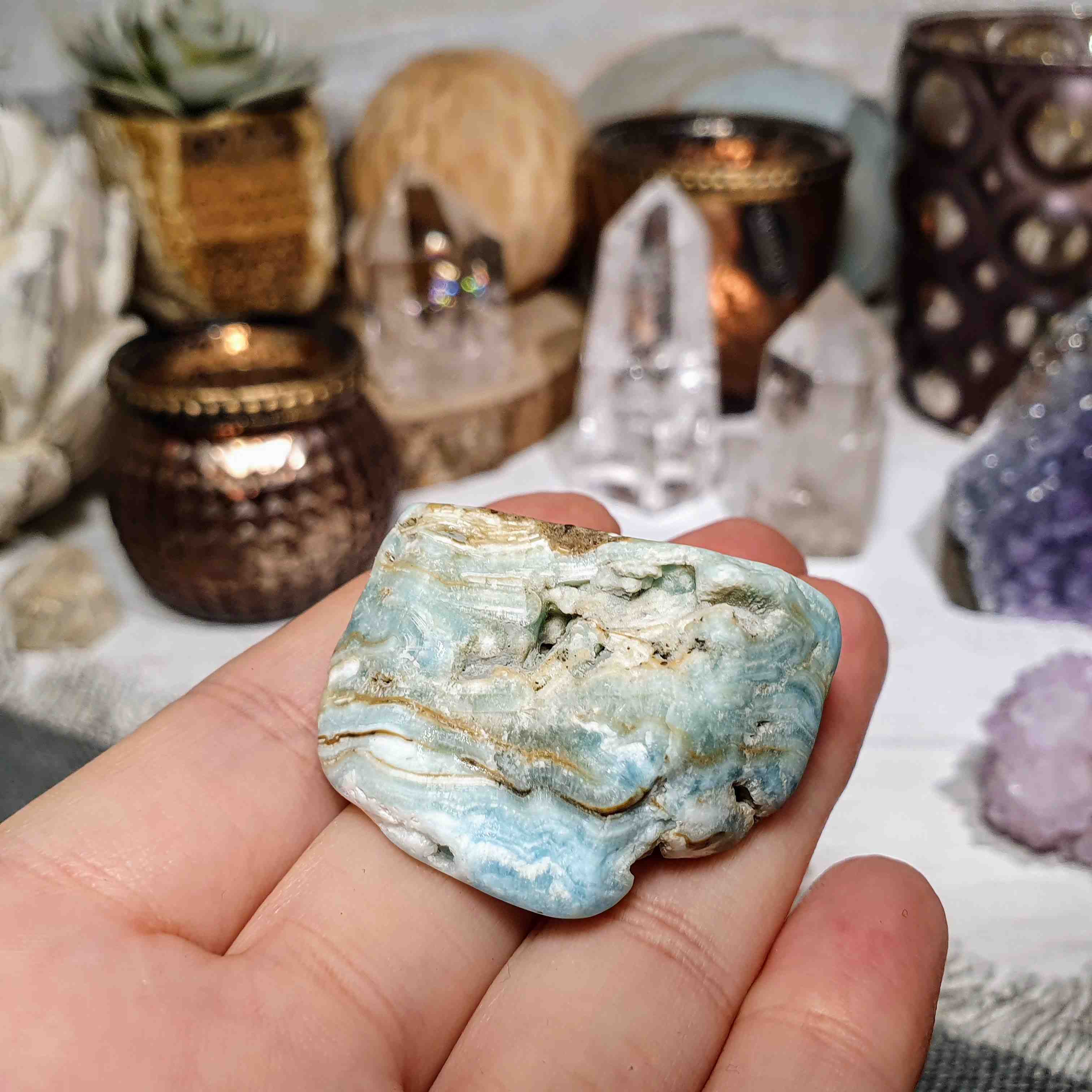 Modrý aragonit - leštěný kámen z Afghánistánu O. 30 g 