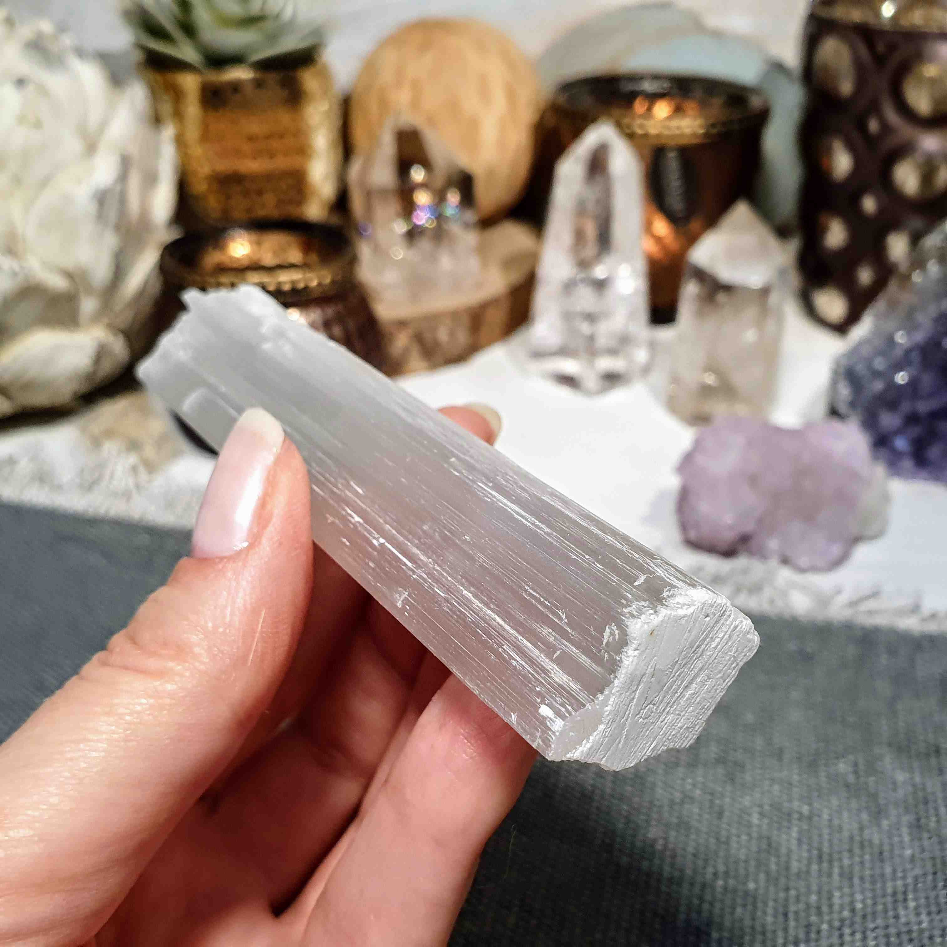 Selenit - surová hůlka z Maroka B. 74 g, 10,5 cm 