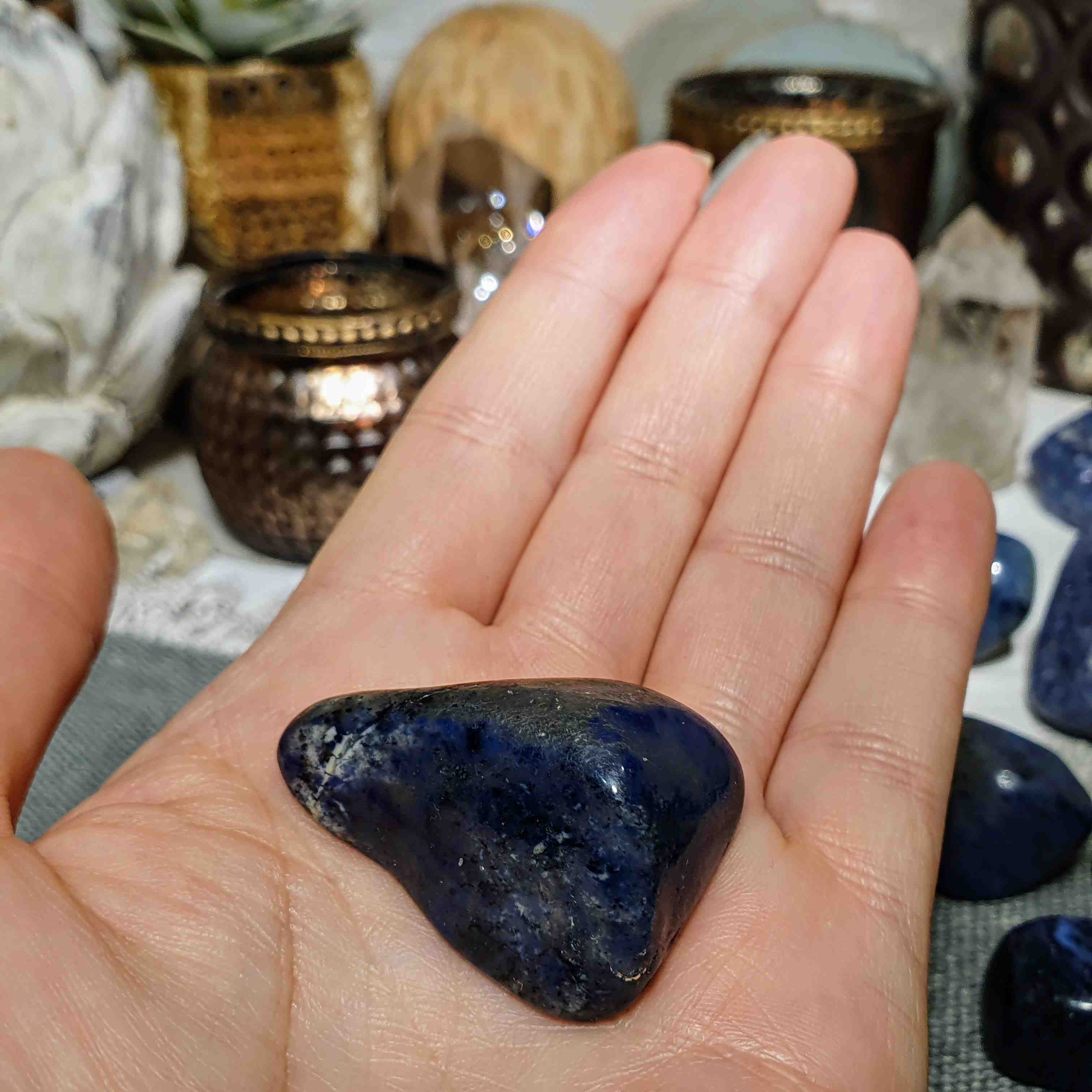 Dumortierit - tromlovaný kámen z Brazílie T. 23 g 