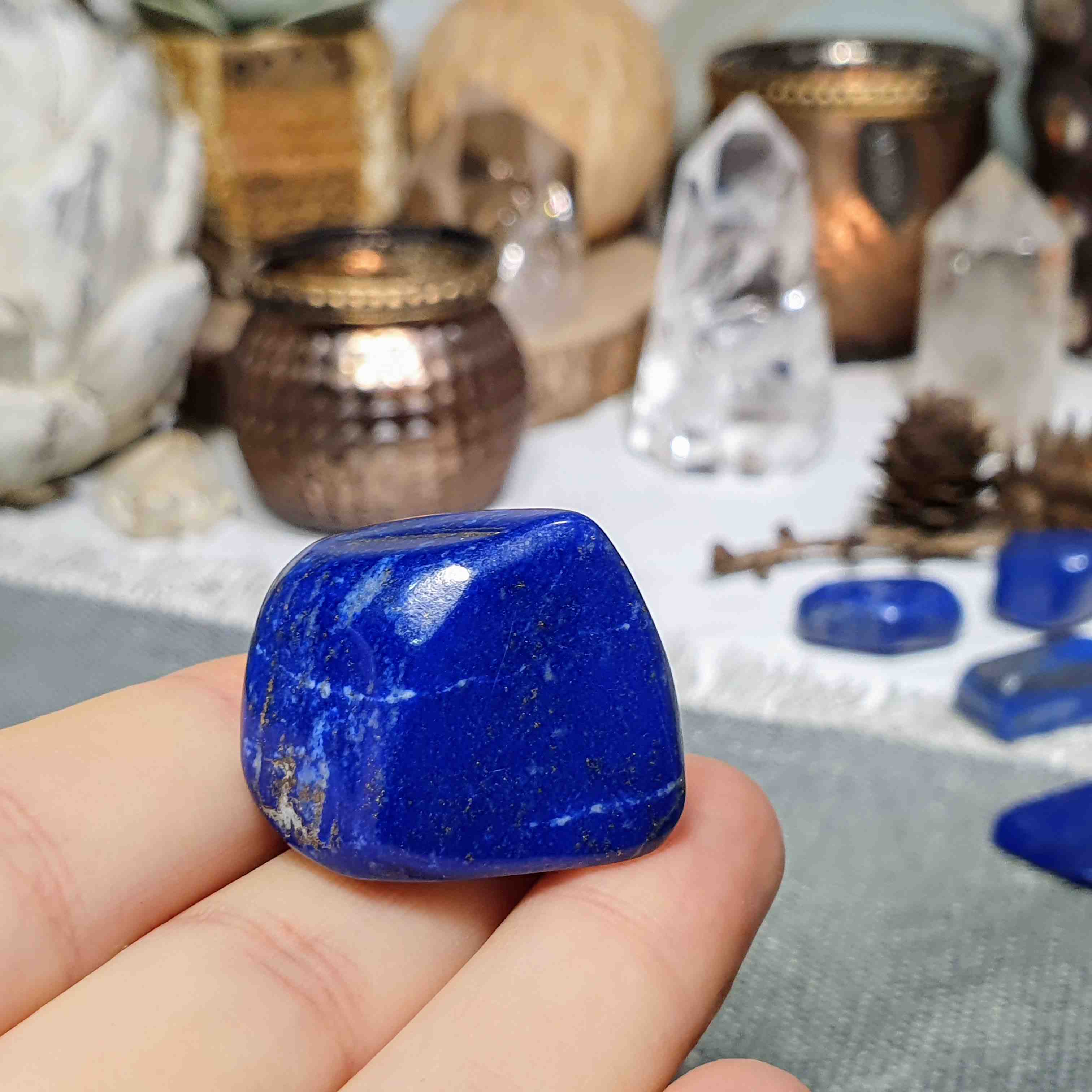Lapis lazuli - ručně tromlovaný kámen v extra kvalitě z Afghánistánu R. 19 g