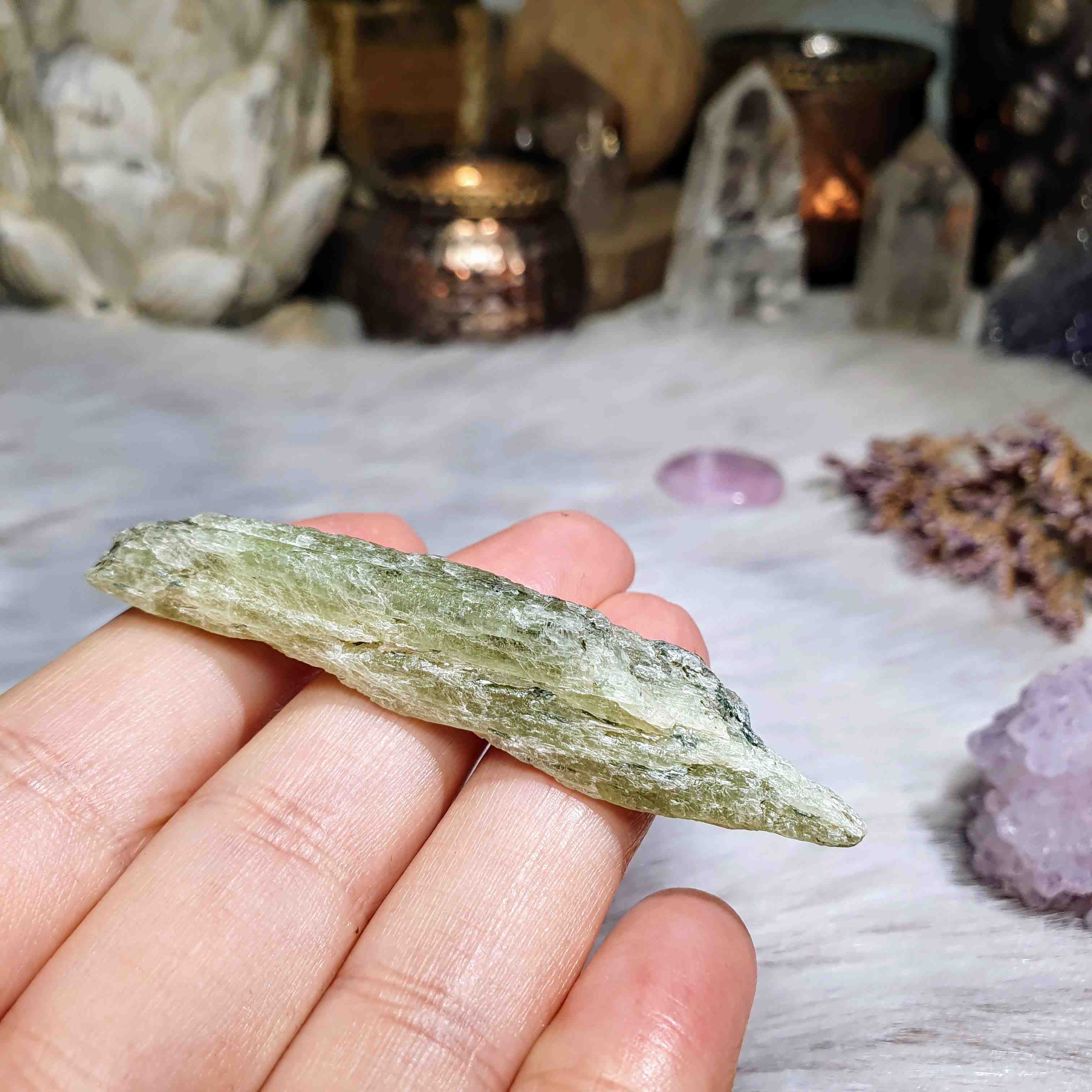 Kyanit zelený - pevná surová čepel z Brazílie R. 14 g