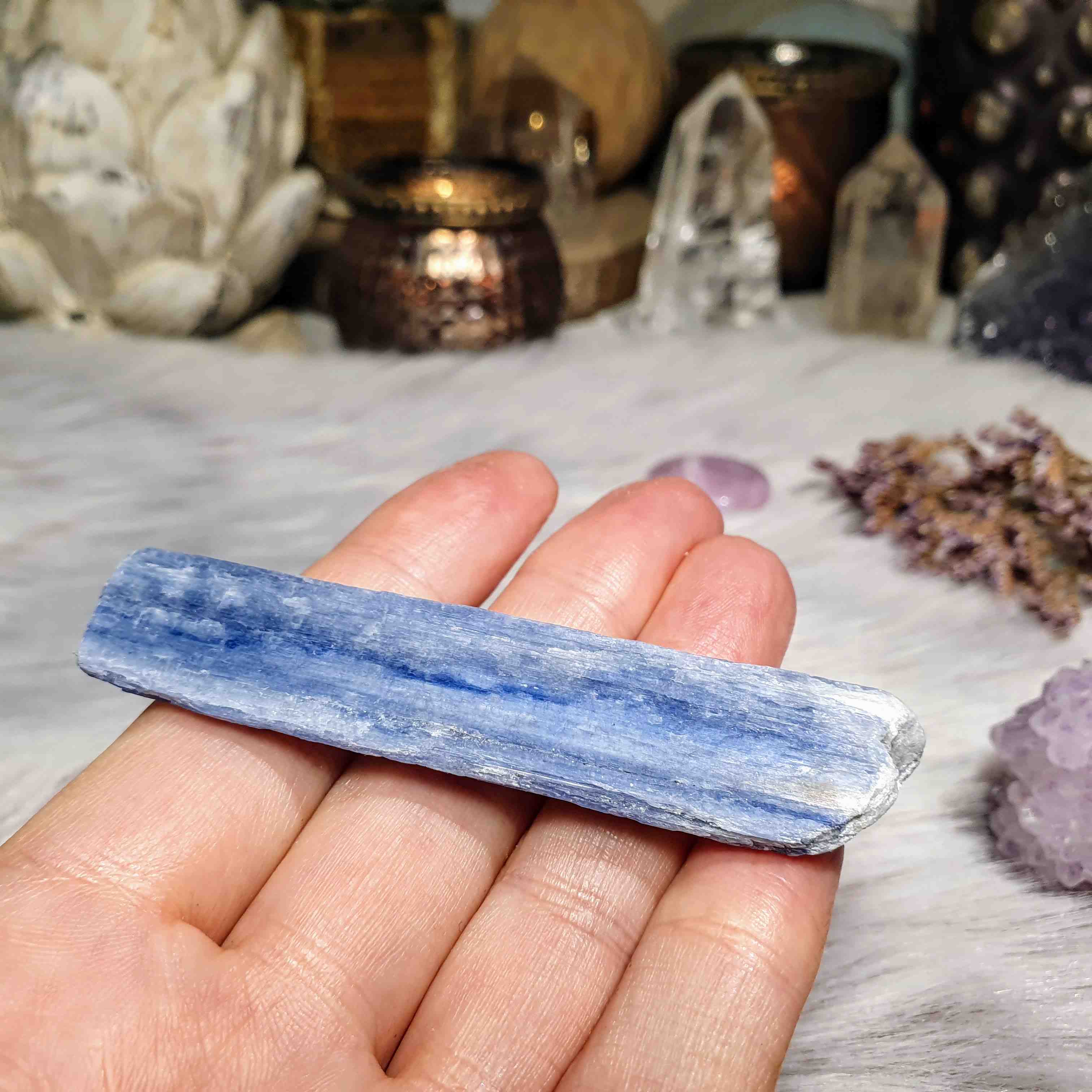 Kyanit modrý - pevná surová čepel z Brazílie D. 20 g