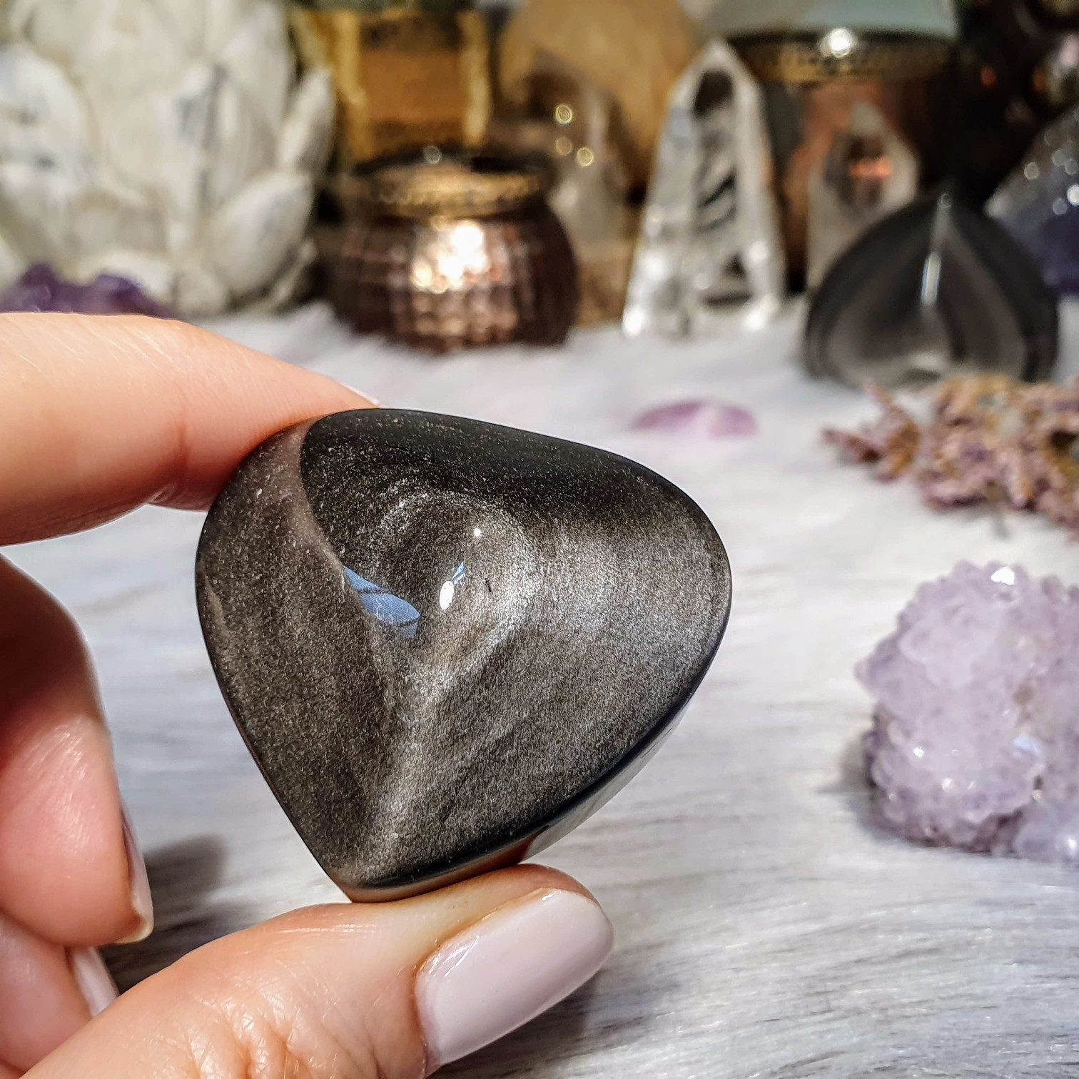 Srdce ze stříbrného obsidiánu - ručně broušený a leštěný kámen v extra kvalitě z Mexika J. 52 g 