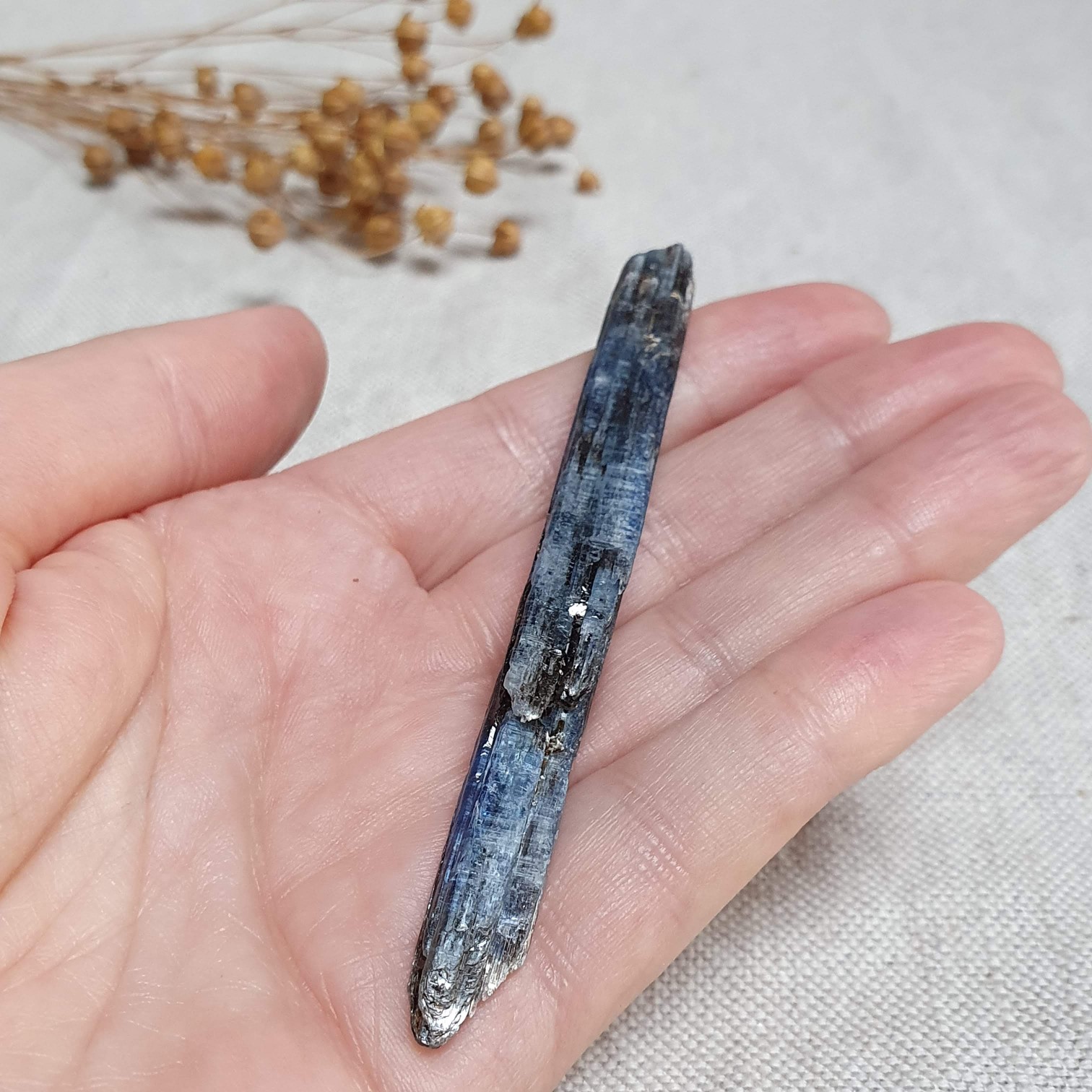 Kyanit modrý - pevná surová čepel ze Zimbabwe A. 18 g 