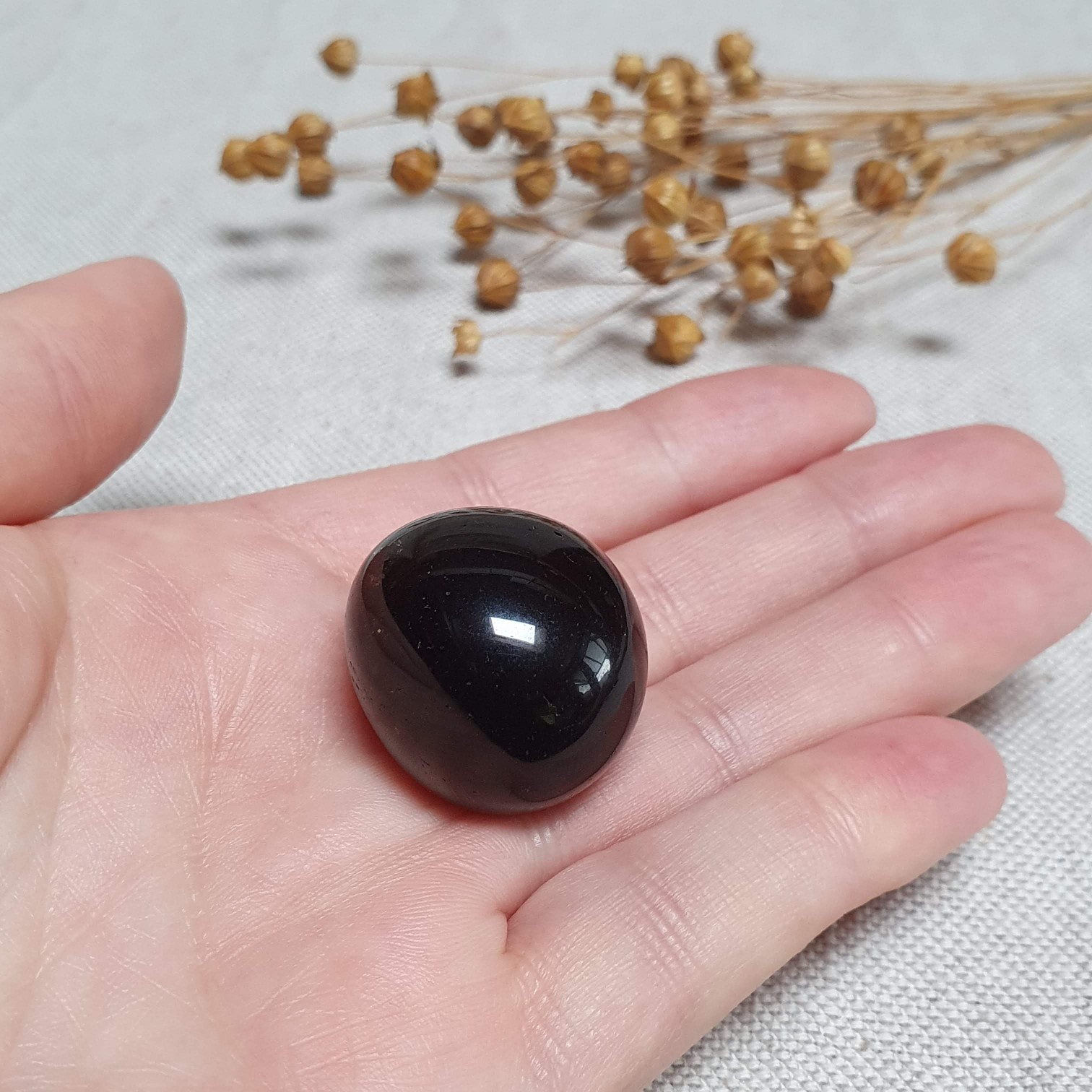 Záhněda tmavá - tromlovaný kámen v extra kvalitě z Brazílie O. 23 g 