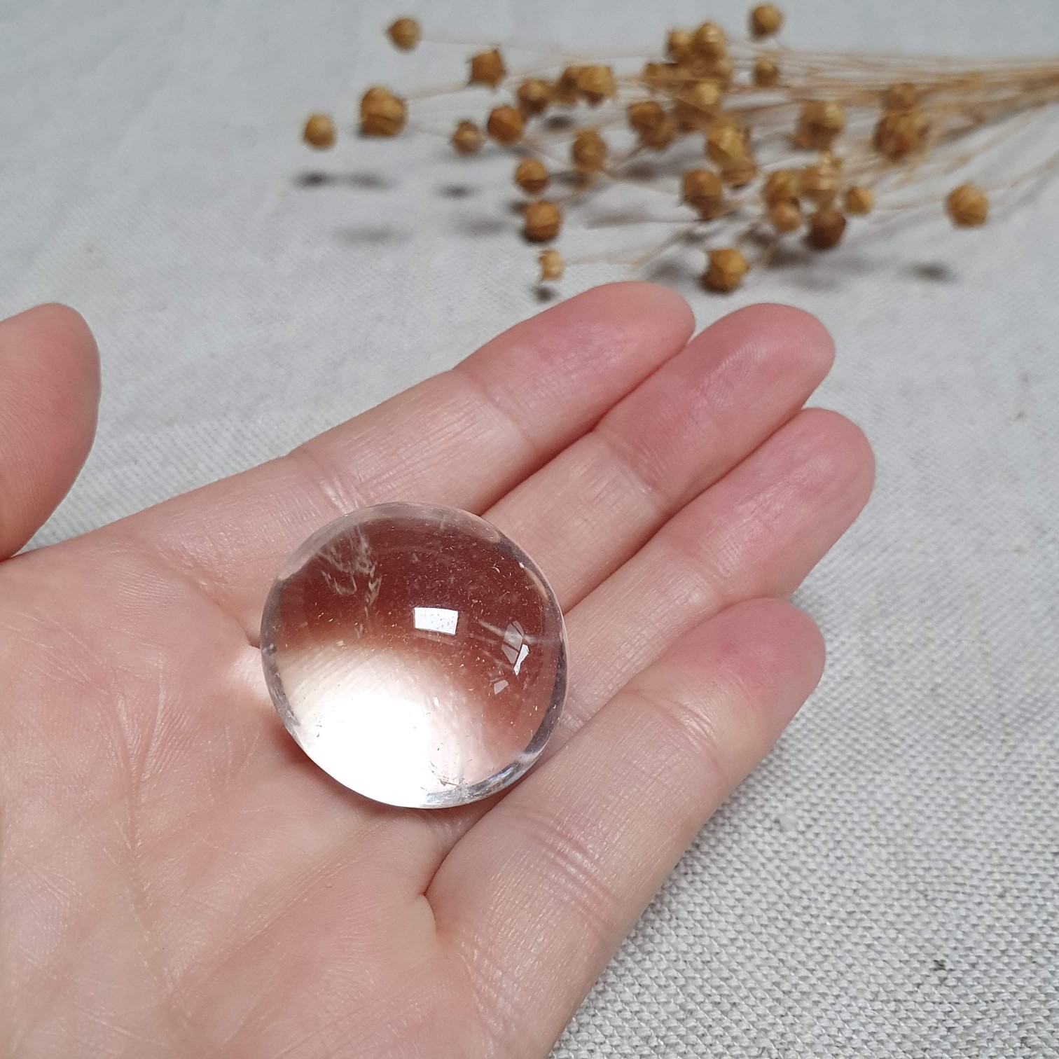 Křišťál - tromlovaný kámen v extra kvalitě z Tanzánie F. 28 g