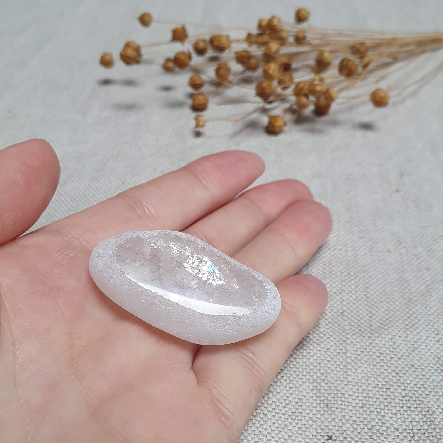 Meditační křišťál - broušený kámen s leštěným okýnkem z Brazílie P. 26 g
