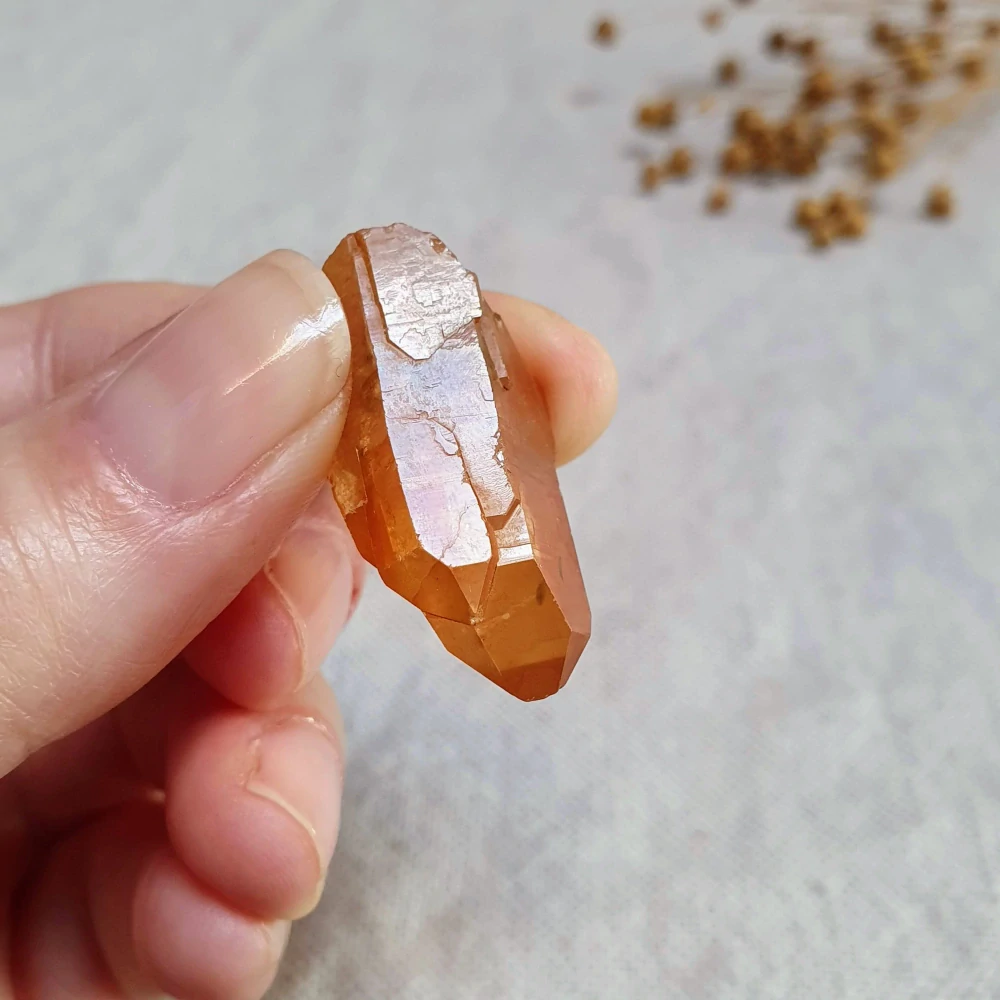 Tangerine krystal - unikátní surový mistrovský krystal v extra kvalitě z Brazílie E. 8 g ~ Katedrála 