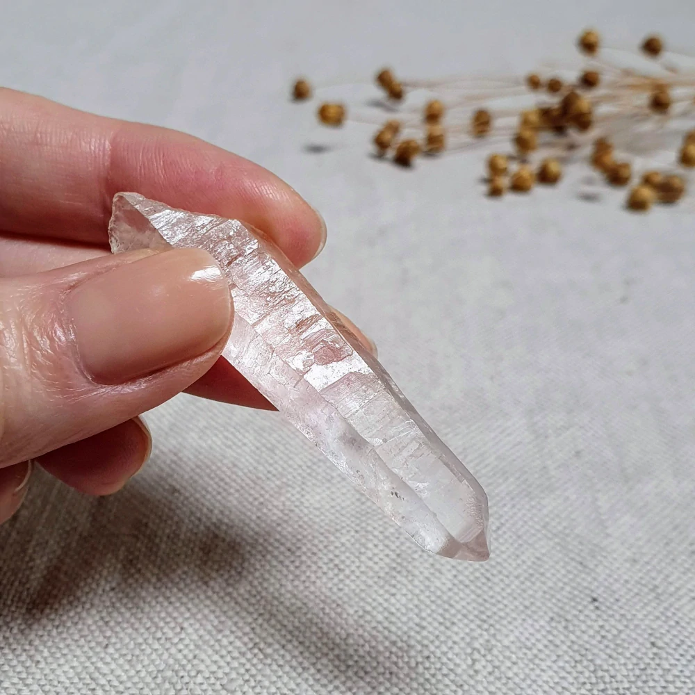Křišťál - surový mistrovský krystal v extra kvalitě z Brazílie O3. 12 g ~ Laserová hůlka 