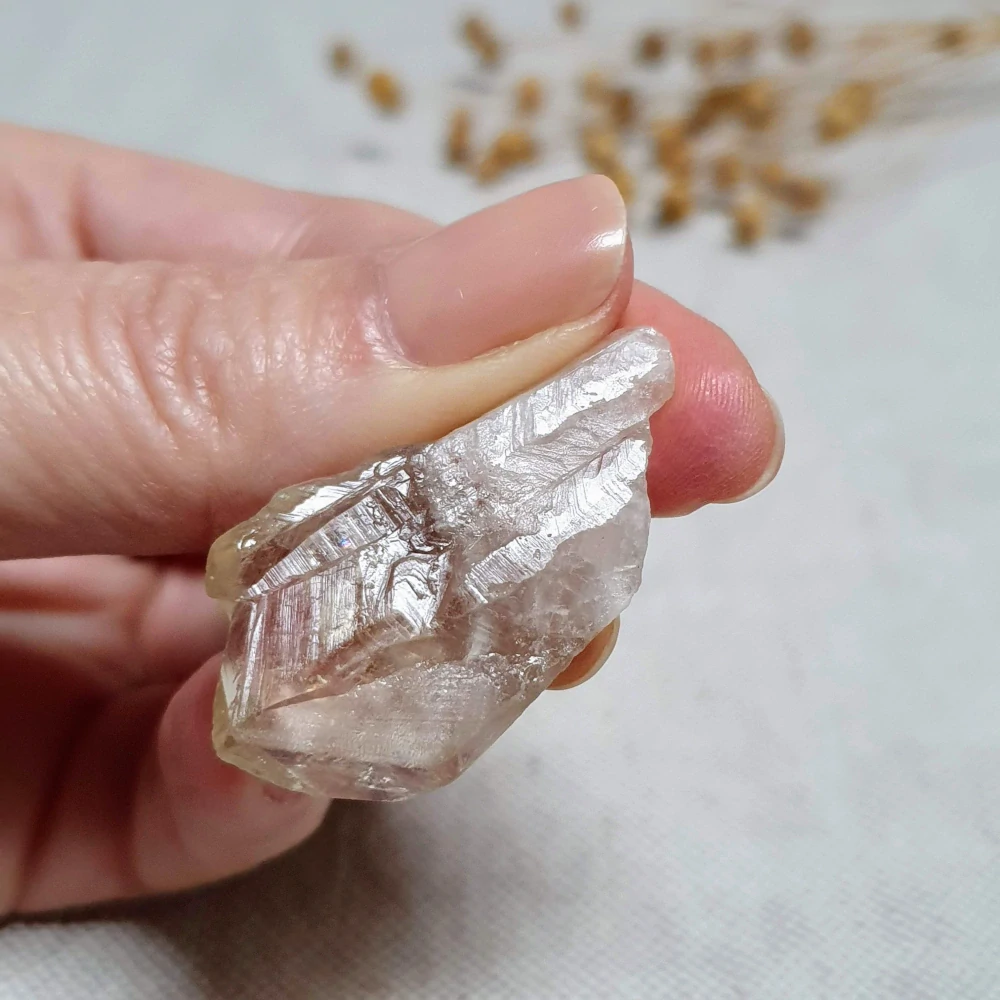 Citrín kundalini katedrála - vzácný surový mistrovský krystal v extra kvalitě z afrického Konga D. 10 g ~ Tabulární krystal + Duha
