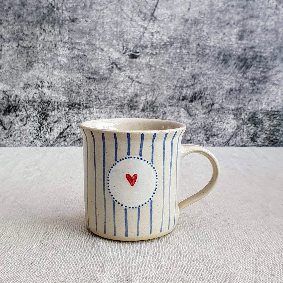 Malovaný keramický hrnek různé motivy 200 ml