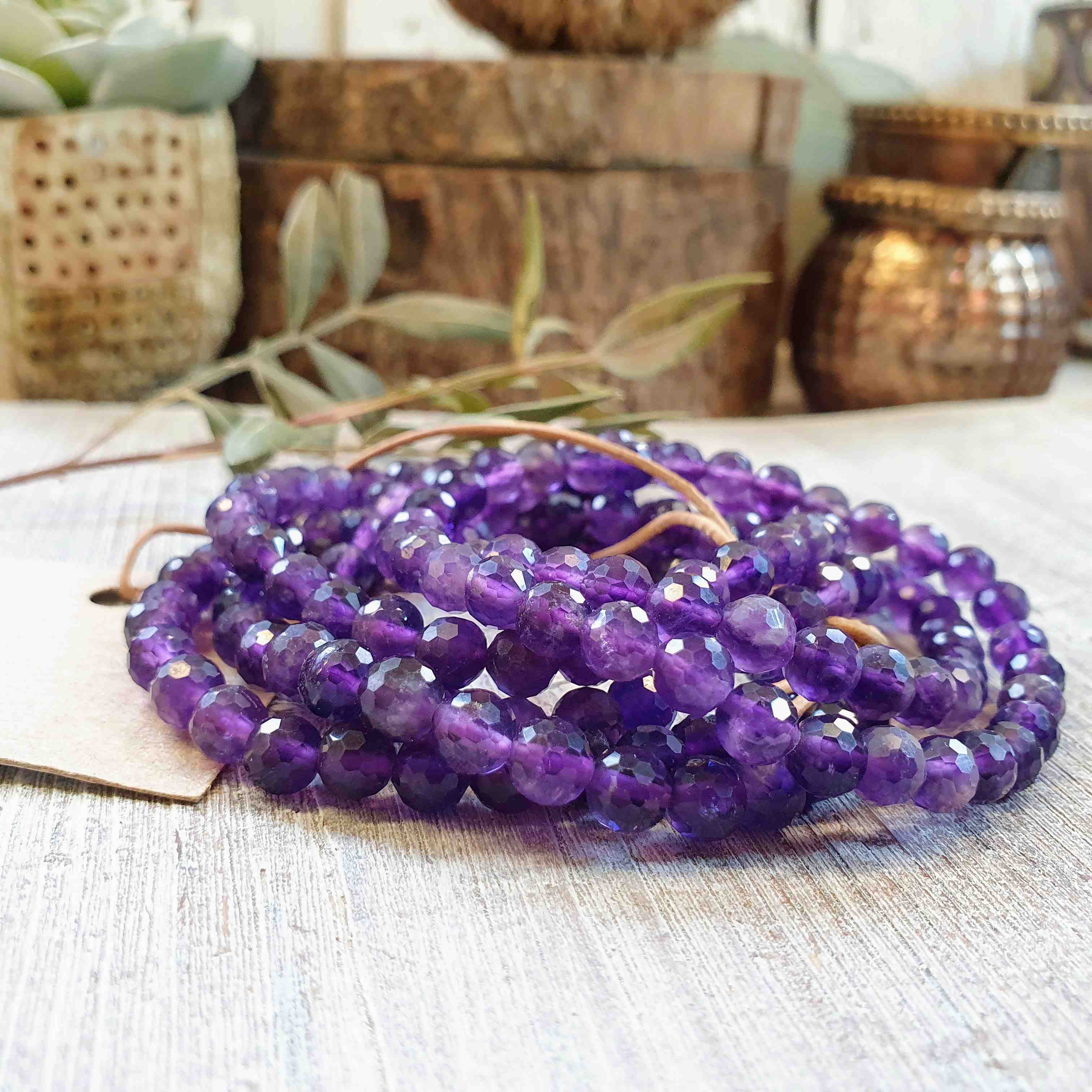 NÁRAMEK Z MINERÁLU AMETYST FAZETOVANÝ 6 mm 