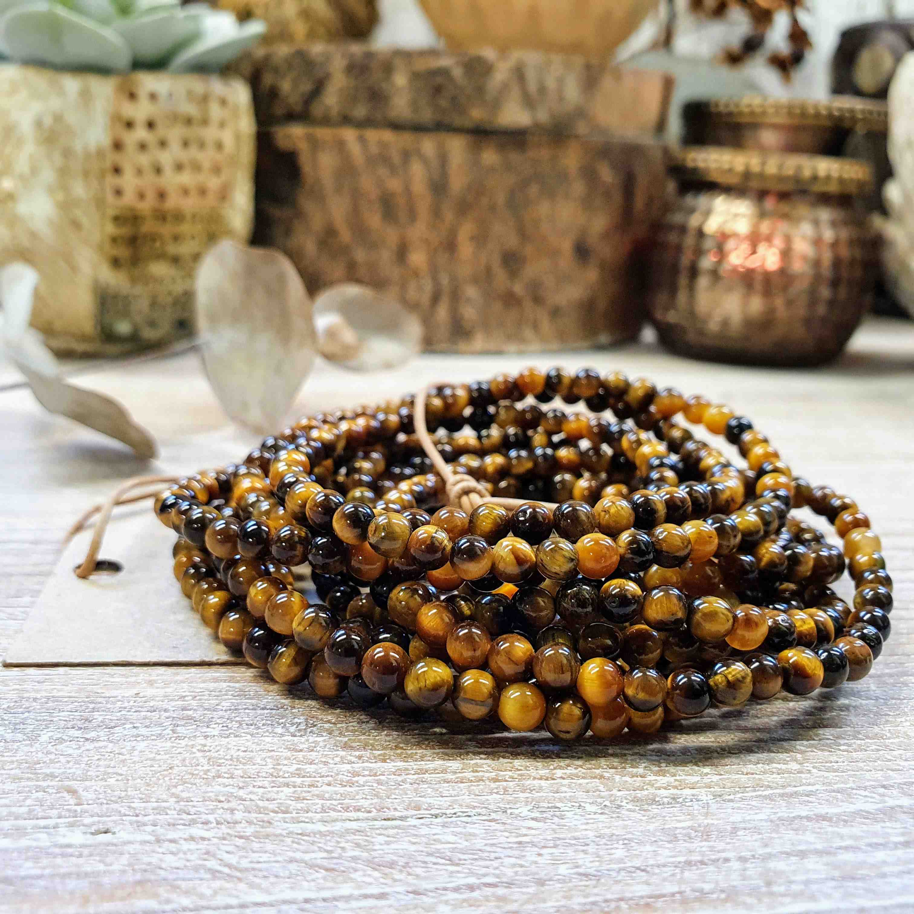 NÁRAMEK Z MINERÁLU TYGŘÍ OKO 4 mm 