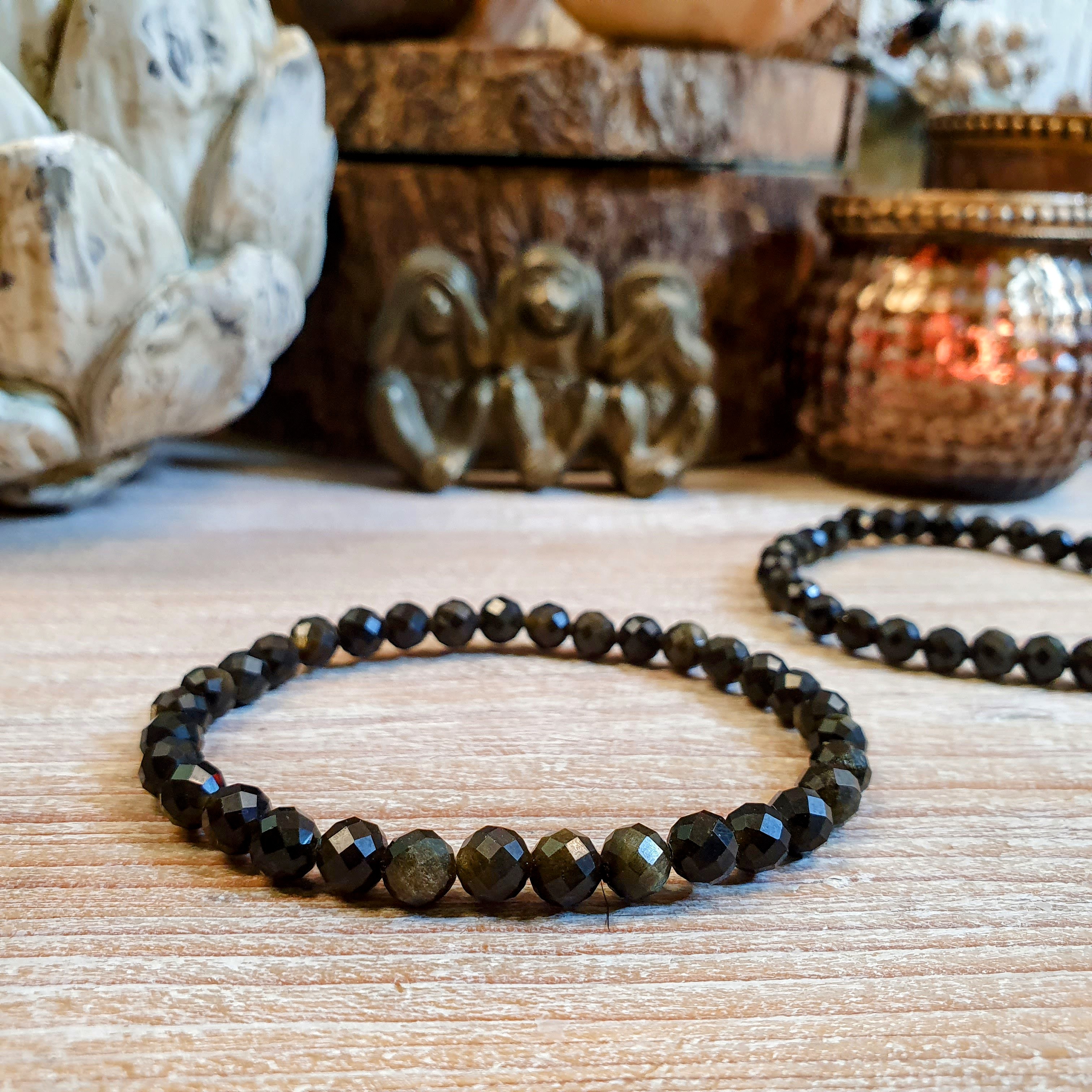 NÁRAMEK Z MINERÁLU OBSIDIÁN ZLATÝ FAZETOVANÝ 6 mm