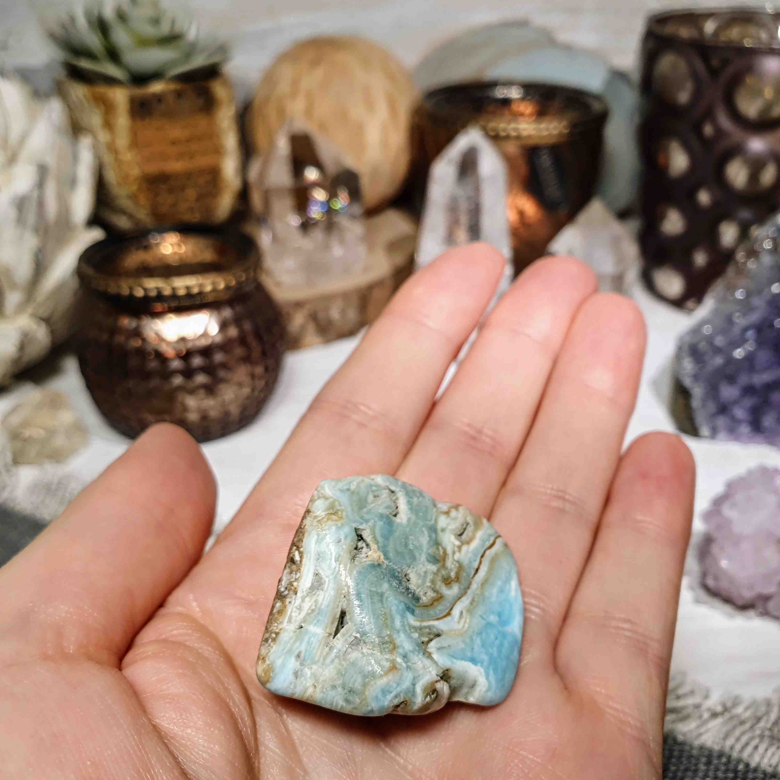 Modrý aragonit - leštěný kámen z Afghánistánu O. 30 g 