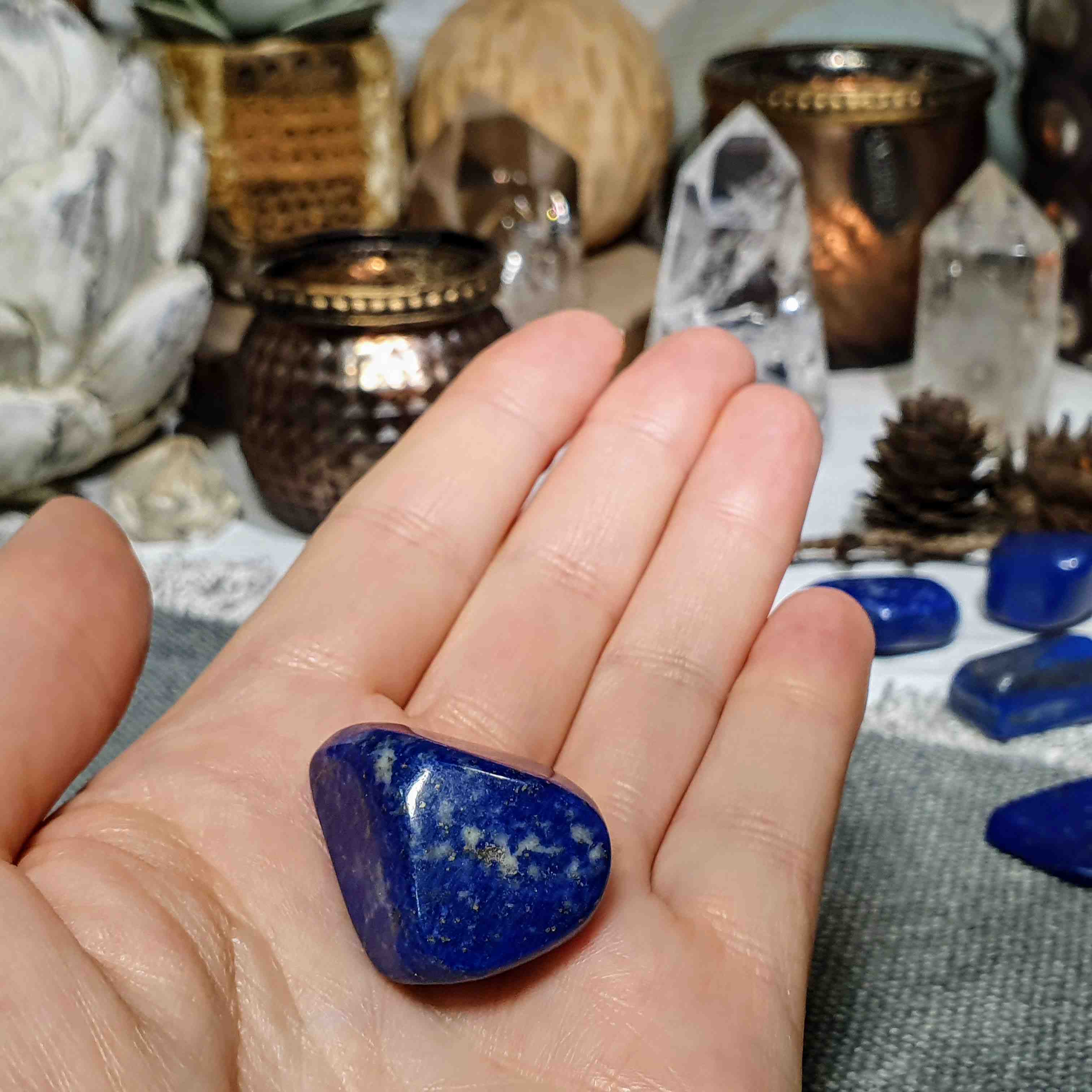 Lapis lazuli - ručně tromlovaný kámen v extra kvalitě z Afghánistánu R. 19 g