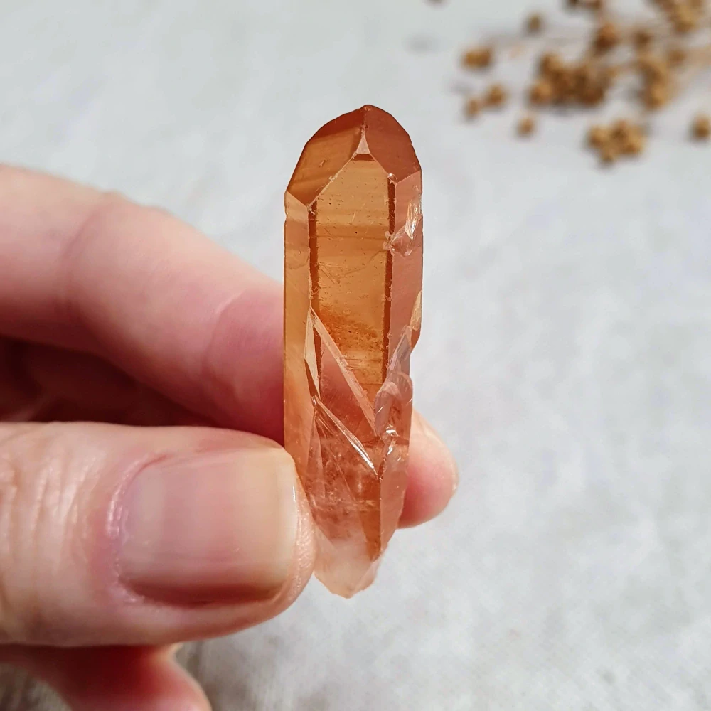 Tangerine krystal - unikátní surový mistrovský krystal v extra kvalitě z Brazílie G. 8 g ~ vzácný Dow krystal- kristovské vědomí 