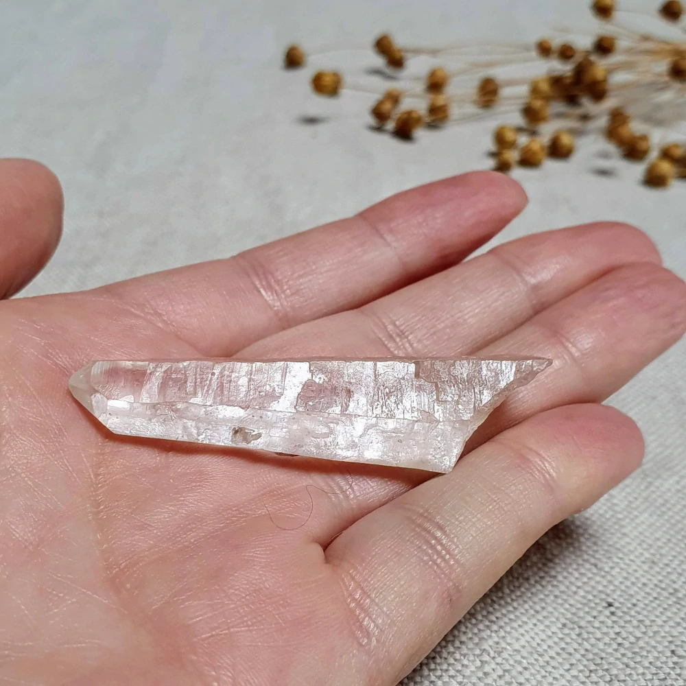 Křišťál - surový mistrovský krystal v extra kvalitě z Brazílie O3. 12 g ~ Laserová hůlka 