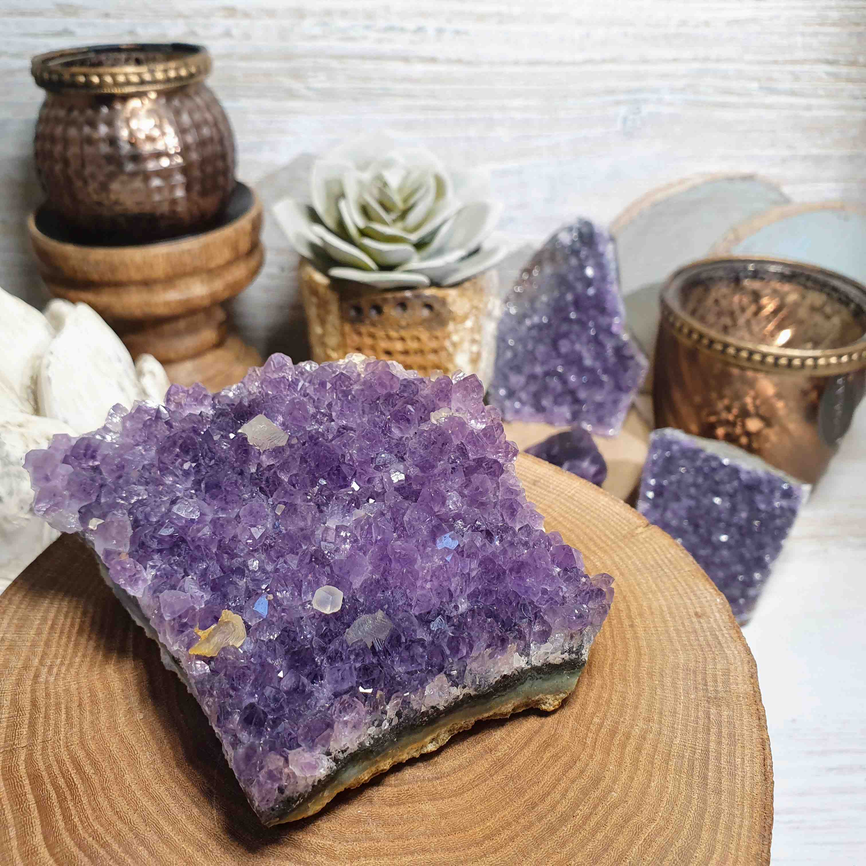 Ametyst - drúza s kalcitem z Uruguaye A. 200 g 