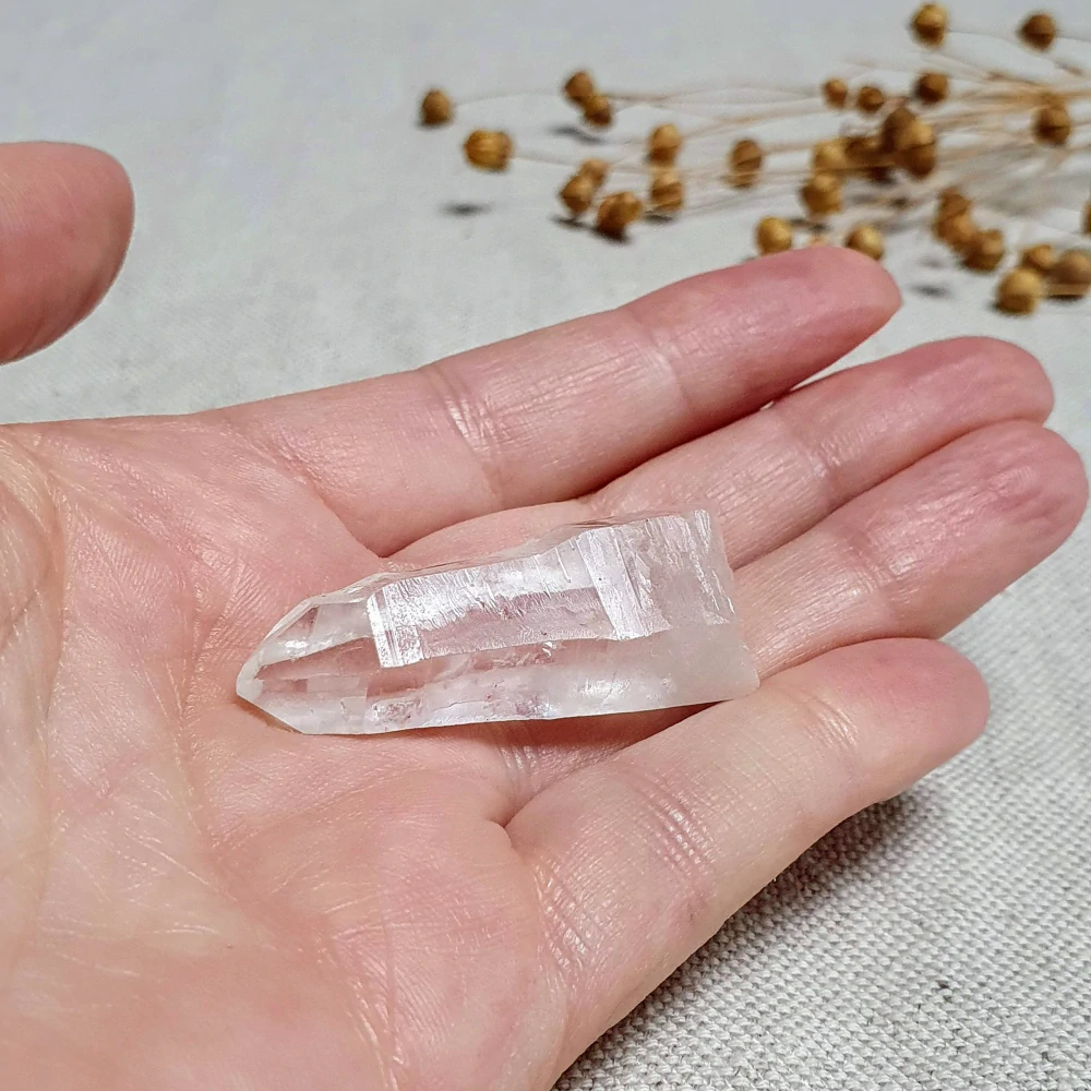 Křišťál - surový mistrovský krystal v extra kvalitě z Brazílie O5. 15 g ~ Laserová hůlka + Strážci záznamů