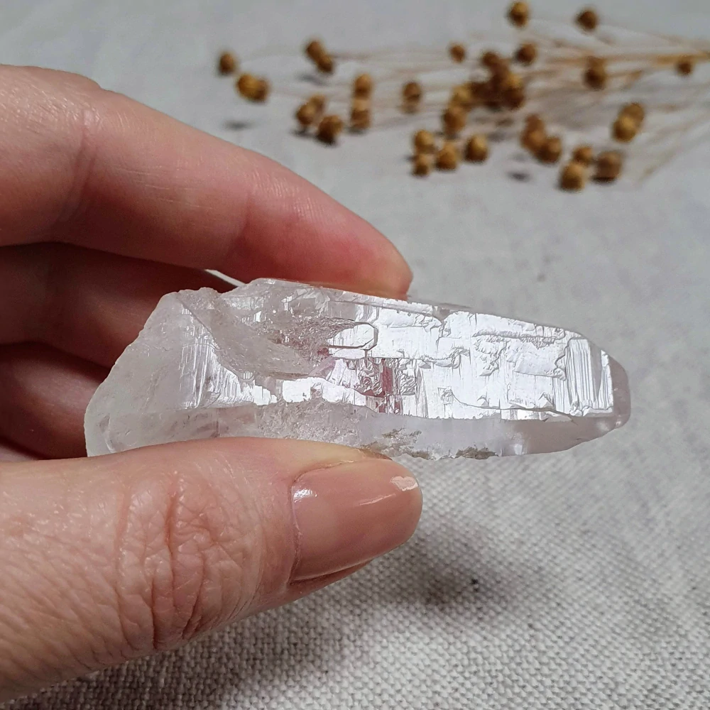 Křišťál - surový mistrovský krystal v extra kvalitě z Brazílie R5. 40 g ~ Katedrála světelná knihovna + Samoléčitel