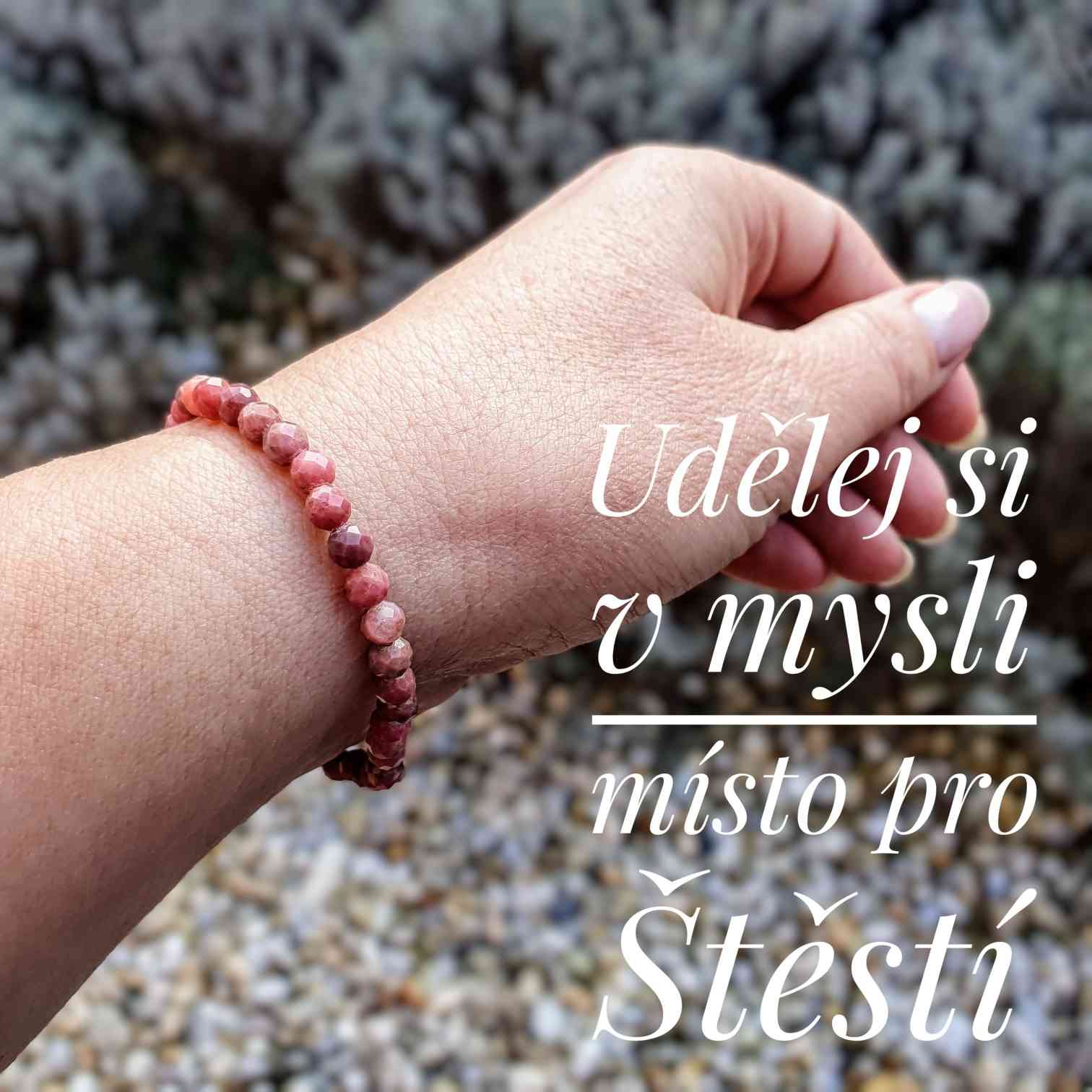 NÁRAMEK Z MINERÁLU RODONIT FAZETOVANÝ 5 mm 
