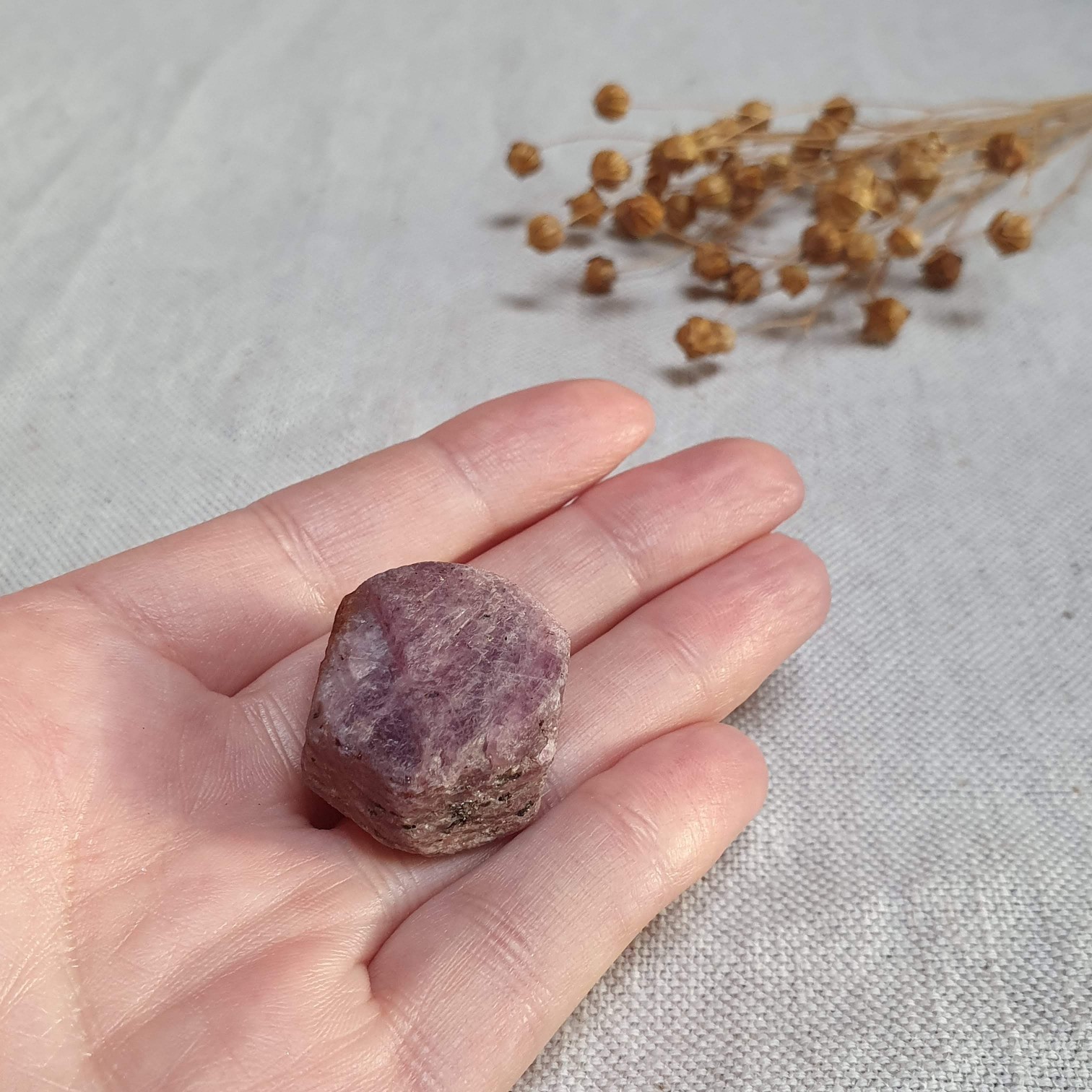 Rubín - surový krystal z Tanzánie A. 29 g 