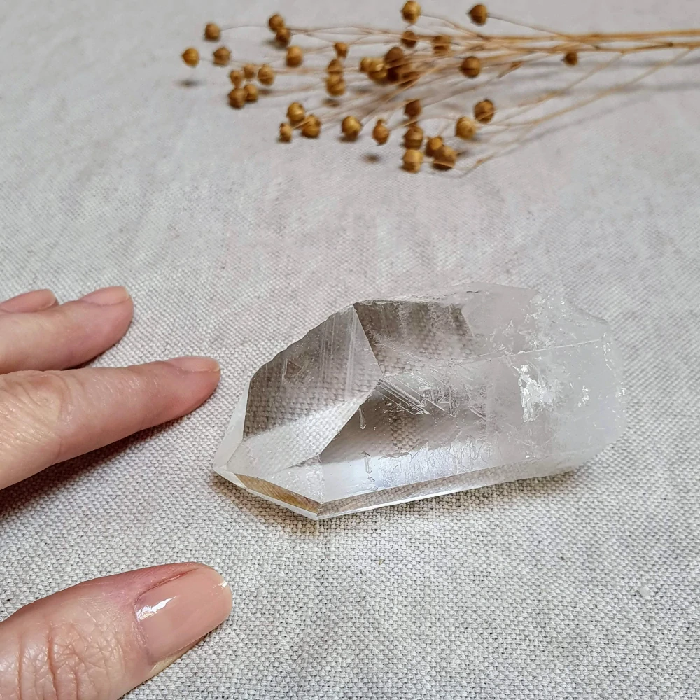 Křišťál - surový mistrovský krystal z Brazílie E1. 183 g ~ Channeling 