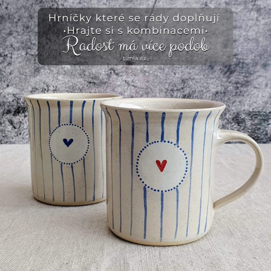 Malovaný keramický hrnek se srdíčkem a s pruhy 350 ml