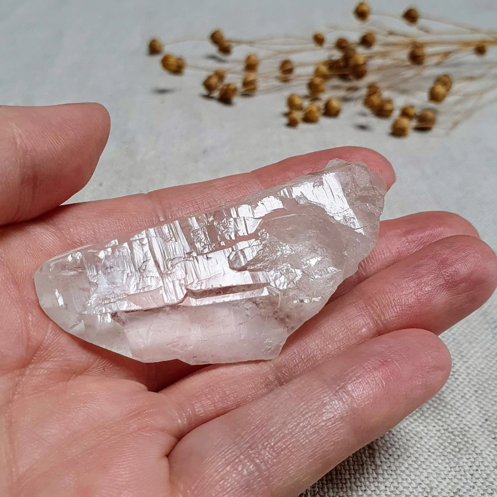 Křišťál - surový mistrovský krystal v extra kvalitě z Brazílie R5. 40 g ~ Katedrála světelná knihovna + Samoléčitel