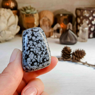 Obsidián vločkový - tromlovaný kámen z Utahu H. 45 g