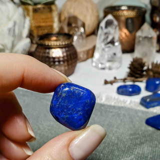 Lapis lazuli - ručně tromlovaný kámen v extra kvalitě z Afghánistánu S. 16 g 