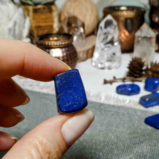 Lapis lazuli - ručně tromlovaný kámen v extra kvalitě z Afghánistánu V. 8 g 