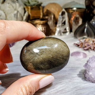 Obsidián zlatý - ručně broušený a leštěný úhledný valounek - hmatka v extra kvalitě z Mexika H. 44 g 