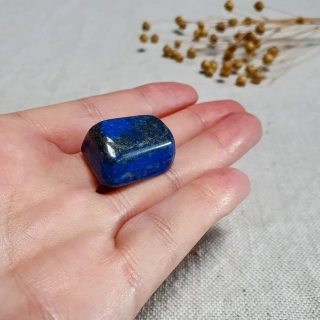 Lapis Lazuli - ručně tromlovaný kámen v extra kvalitě z Afghánistánu K. 13 g 