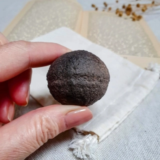 Moqui Marble ~ 1 kus/muž ~ unikátní přírodní konkrece z Utahu C. 78 g