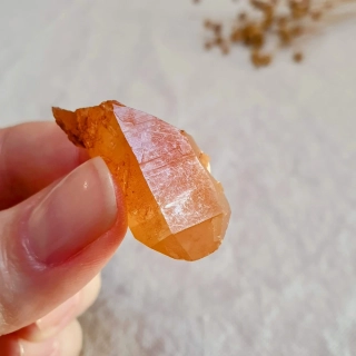 Tangerine krystal - unikátní přírodní krystal z Brazílie G. 9 g