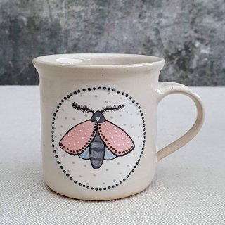 Malovaný keramický hrnek s nočním motýlem 200 ml