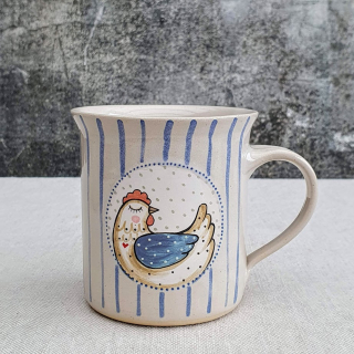 Malovaný keramický hrnek se slepičkou a s pruhy 350 ml 