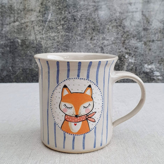 Malovaný keramický hrnek s liškou a s pruhy 350 ml 